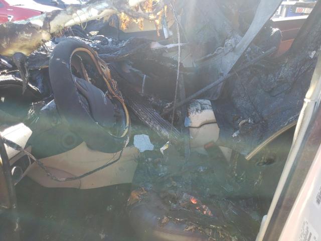 5LMCJ2C94GUJ21268 - 2016 LINCOLN MKC SELECT თეთრი ფოტო 5