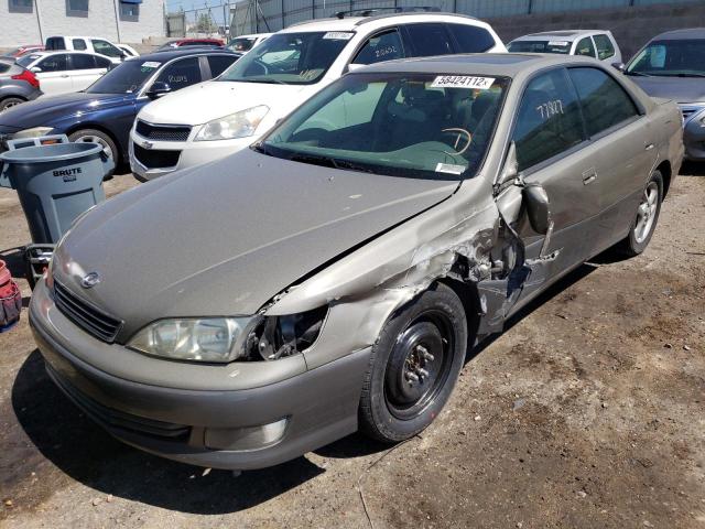 JT8BF28G9Y0287661 - 2000 LEXUS ES 300 TAN photo 2