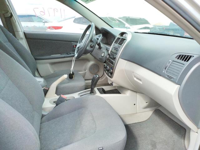 KNAFE162065273605 - 2006 KIA SPECTRA SILVER photo 5