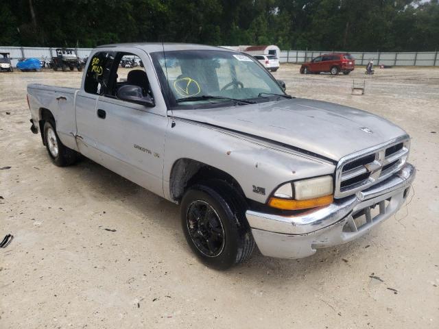 1B7GL22X2YS503461 - 2000 DODGE DAKOTA BAS SILVER photo 1