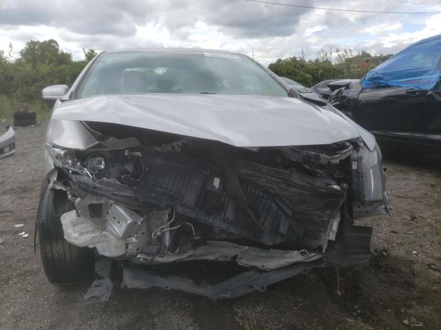 19XFB2F7XFE264752 - 2015 HONDA CIVIC SE SILVER photo 9