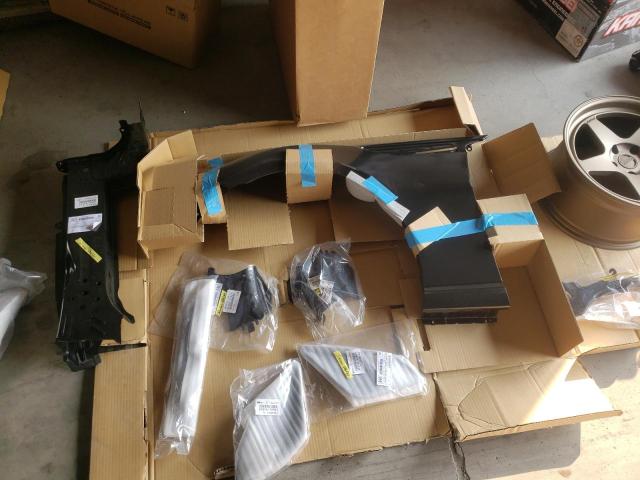 N0VNL0T58428762 - 2015 TOYOTA SCION FR-S RED photo 2