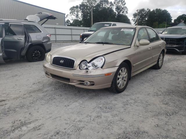 KMHWF35H45A125413 - 2005 HYUNDAI SONATA GLS BEIGE photo 2