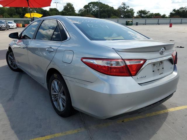4T1BF1FK1GU119017 - 2016 TOYOTA CAMRY LE SILVER photo 3