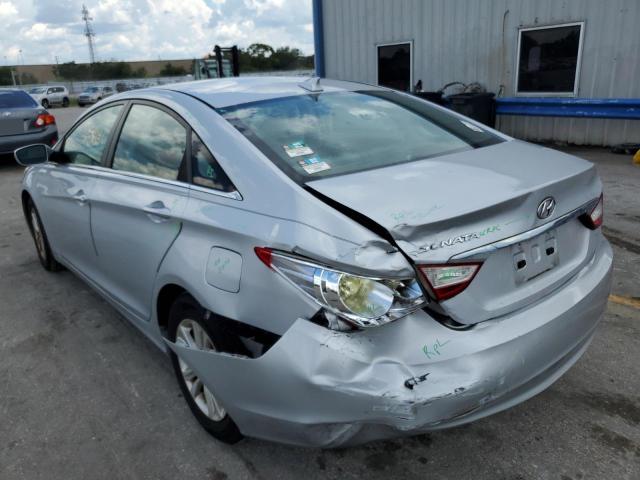 5NPEB4AC2DH727441 - 2013 HYUNDAI SONATA GLS SILVER photo 3