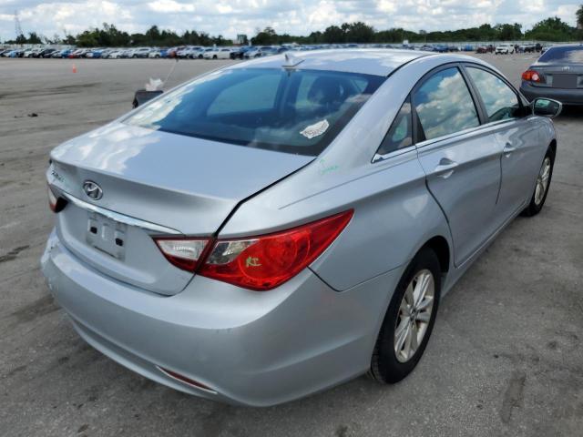 5NPEB4AC2DH727441 - 2013 HYUNDAI SONATA GLS SILVER photo 4