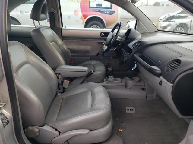 3VWCS21C11M408918 - 2001 VOLKSWAGEN NEW BEETLE 银色 照片 5
