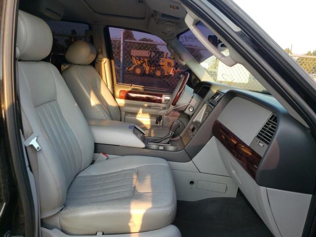 5LMFU28R54LJ01092 - 2004 LINCOLN NAVIGATOR შავი ფოტო 5