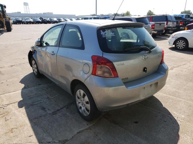 JTDJT923385155356 - 2008 TOYOTA YARIS SILVER photo 3