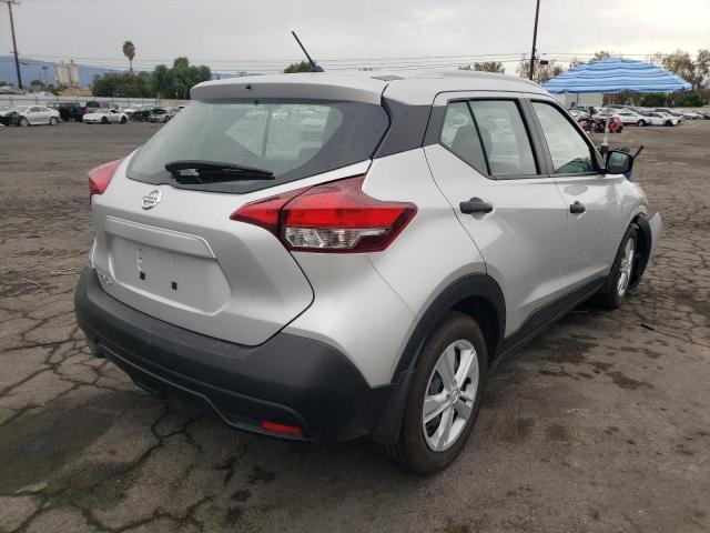 3N1CP5CU0JL520372 - 2018 NISSAN KICKS S SILVER photo 4