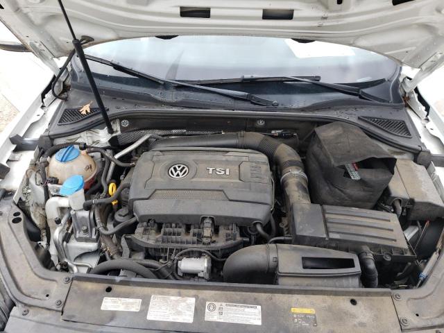 1VWDT7A34HC085894 - 2017 VOLKSWAGEN PASSAT R-L WHITE photo 7