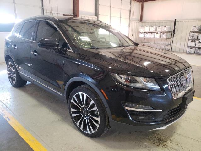 5LMTJ3DH3KUL30358 - 2019 LINCOLN MKC RESERV BLACK photo 1