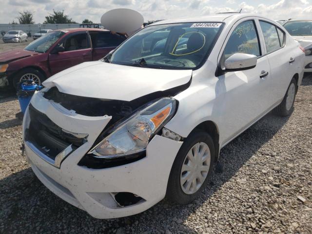 3N1CN7AP3KL805681 - 2019 NISSAN VERSA S WHITE photo 2