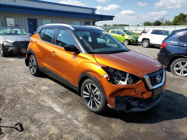 3N1CP5CV8LL514847 - 2020 NISSAN KICKS SV ORANGE photo 1