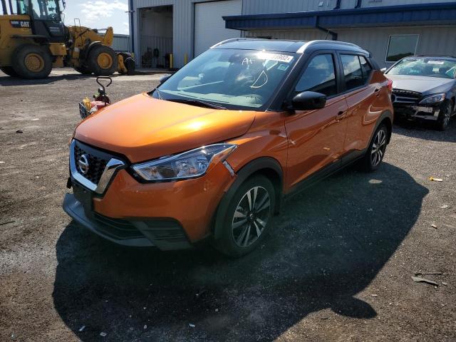 3N1CP5CV8LL514847 - 2020 NISSAN KICKS SV ORANGE photo 2