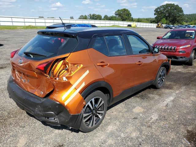 3N1CP5CV8LL514847 - 2020 NISSAN KICKS SV ORANGE photo 4