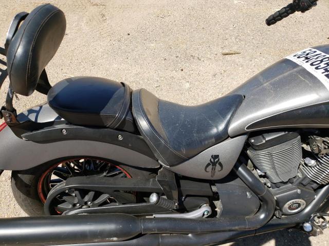 5VPLB36N8F3038273 - 2015 VICTORY MOTORCYCLES GUNNER Grafit foto 6
