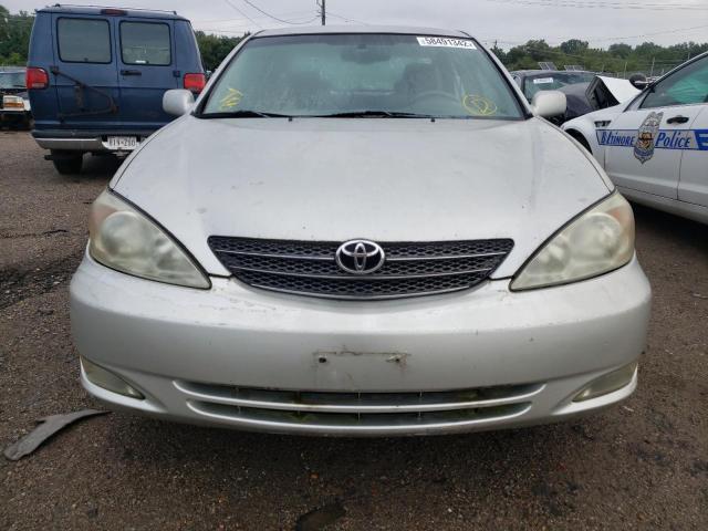 4T1BE32K63U651961 - 2003 TOYOTA CAMRY SILVER photo 9