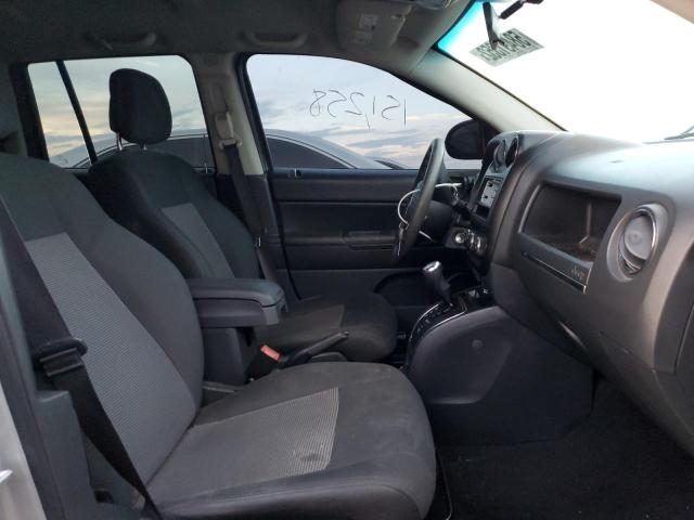 1C4NJDBB1CD611743 - 2012 JEEP COMPASS SP SILVER photo 5