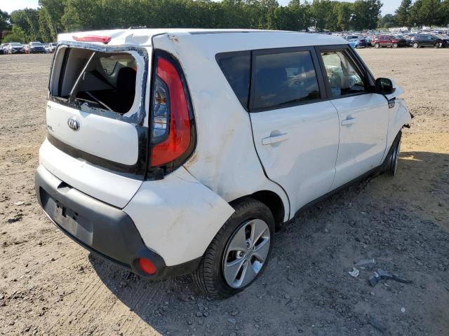 KNDJN2A24G7374159 - 2016 KIA SOUL WHITE photo 4