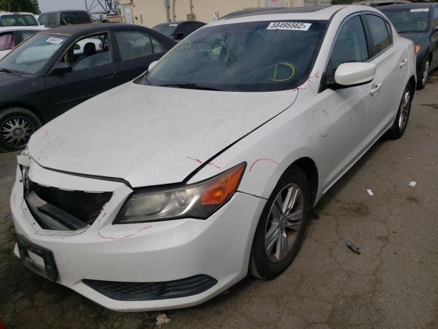 19VDE1F35DE013214 - 2013 ACURA ILX 20 WHITE photo 2