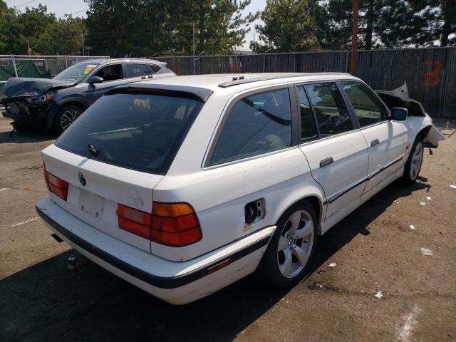 WBAHJ6325SGD26239 - 1995 BMW 525 IT AUT WHITE photo 4