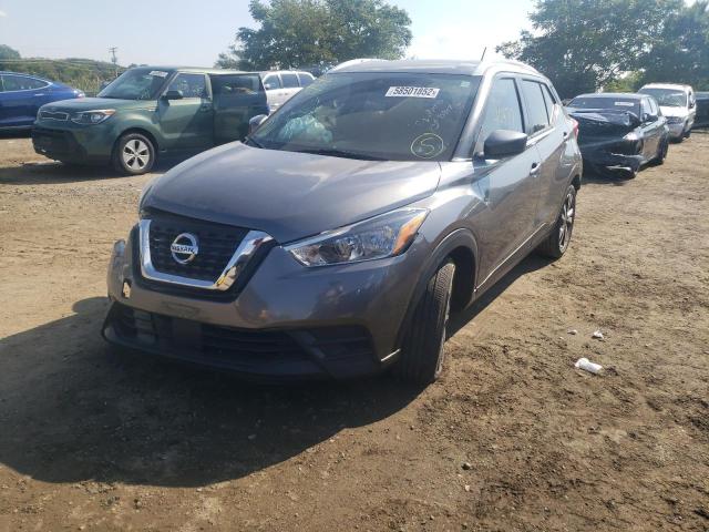 3N1CP5CV1LL488236 - 2020 NISSAN KICKS SV GRAY photo 2