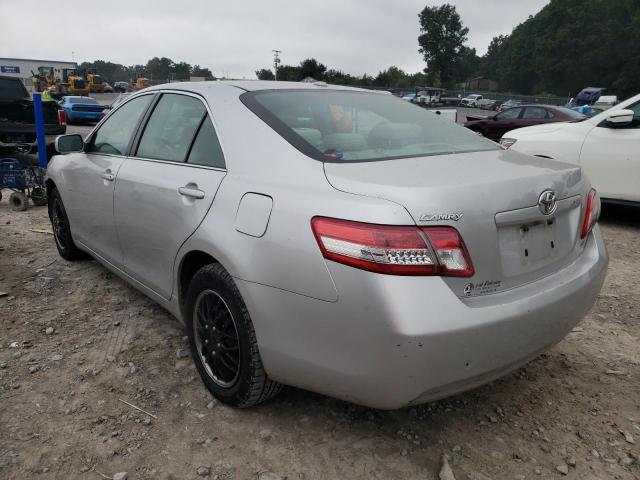 4T1BF3EK9AU004458 - 2010 TOYOTA CAMRY BASE SILVER photo 3