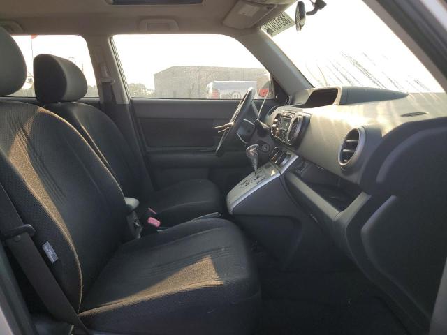 JTLKE50E481029353 - 2008 TOYOTA SCION XB Silber Foto 5