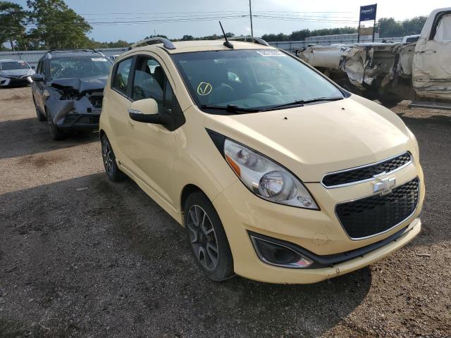 KL8CF6S98EC413907 - 2014 CHEVROLET SPARK 2LT YELLOW photo 1