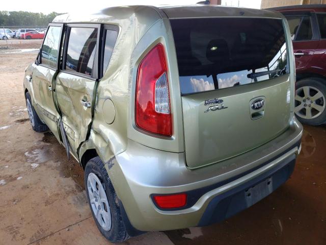 KNDJT2A54D7585809 - 2013 KIA SOUL GREEN photo 3