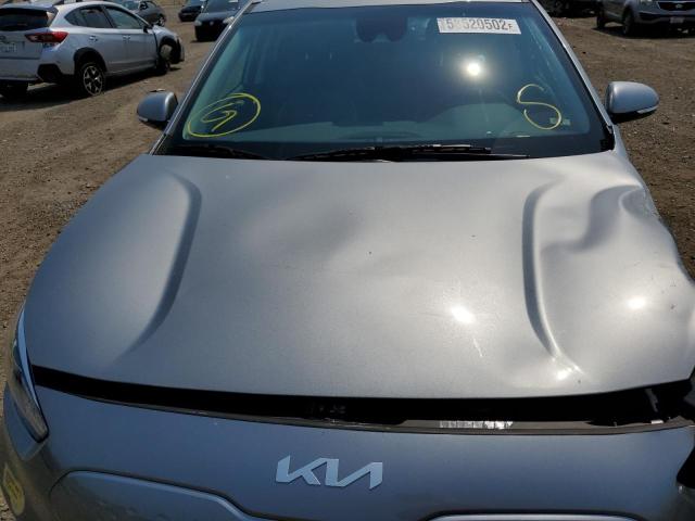 KNDCC3LGXN5142526 - 2022 KIA NIRO S GRAY photo 7