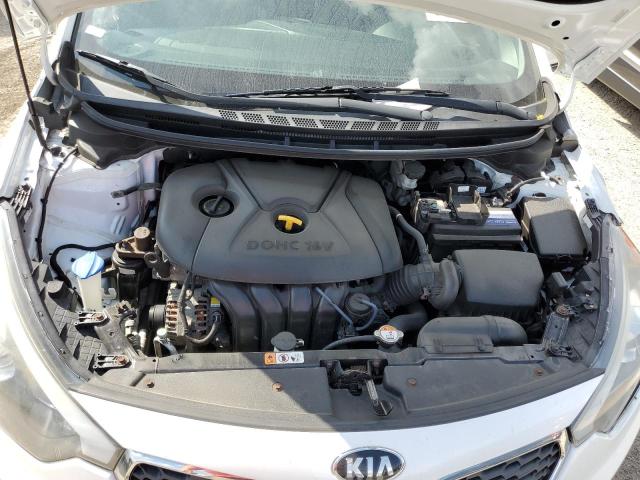 KNAFX4A61E5140162 - 2014 KIA FORTE LX WHITE photo 7