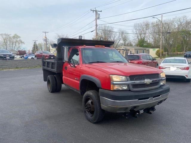 1GBJK34U24E226745 - 2004 CHEVROLET SILVERADO RED photo 1