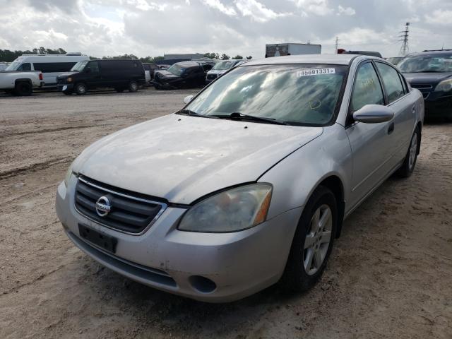 1N4AL11E22C265456 - 2002 NISSAN ALTIMA BAS SILVER photo 2