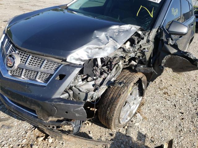 3GYFNBEYXAS589715 - 2010 CADILLAC SRX PERFOR 灰色 照片 9