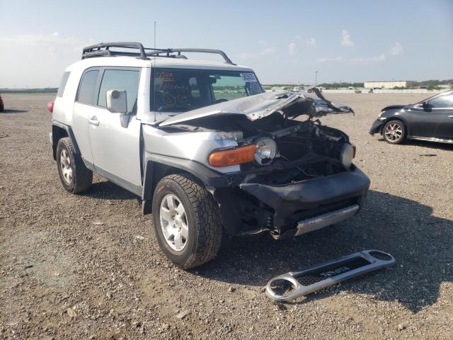 JTEZU11F58K003539 - 2008 TOYOTA FJ CRUISER SILVER photo 1