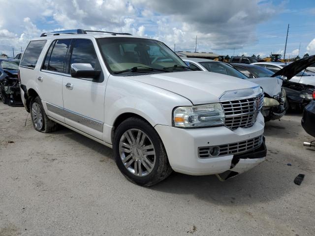 5LMJJ2J5XAEJ00806 - 2010 LINCOLN NAVIGATOR 白色 照片 1