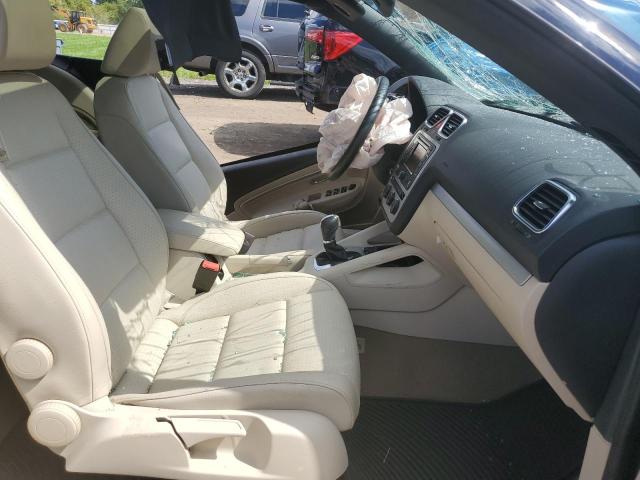 WVWBW8AH4GV000560 - 2016 VOLKSWAGEN EOS KOMFOR 黑色 照片 5