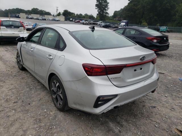 3KPF24AD8KE114674 - 2019 KIA FORTE FE SILVER photo 3