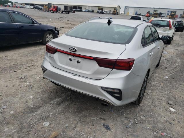 3KPF24AD8KE114674 - 2019 KIA FORTE FE SILVER photo 4