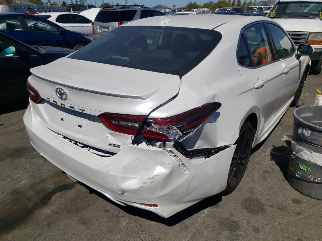 4T1K61AK3NU708414 - 2022 TOYOTA CAMRY XSE WHITE photo 4