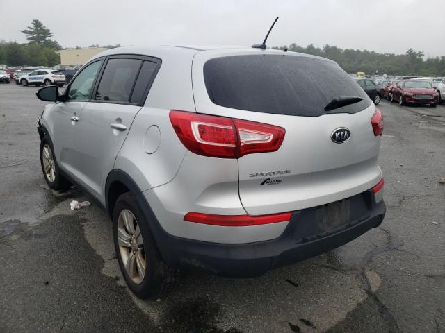 KNDPB3A24C7311565 - 2012 KIA SPORTAGE B SILVER photo 3