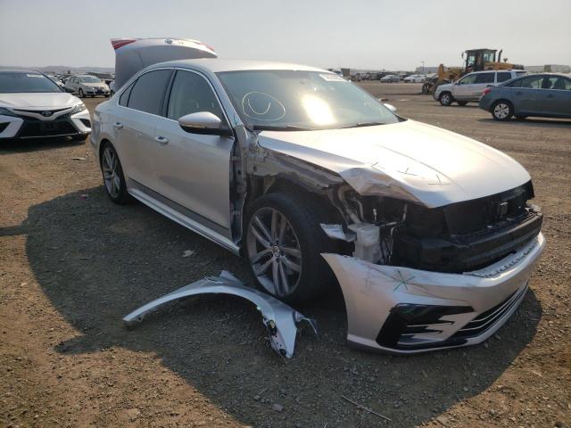 1VWDT7A30HC005720 - 2017 VOLKSWAGEN PASSAT R-L SILVER photo 1