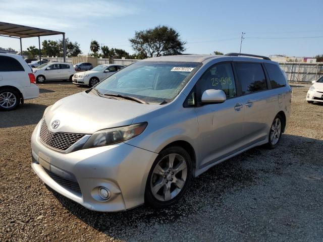 5TDXK3DC1BS049092 - 2011 TOYOTA SIENNA SPO SILVER photo 2