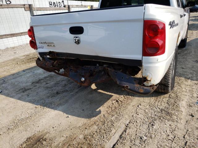 1D7HW28K27S271536 - 2007 DODGE DAKOTA QUA WHITE photo 9