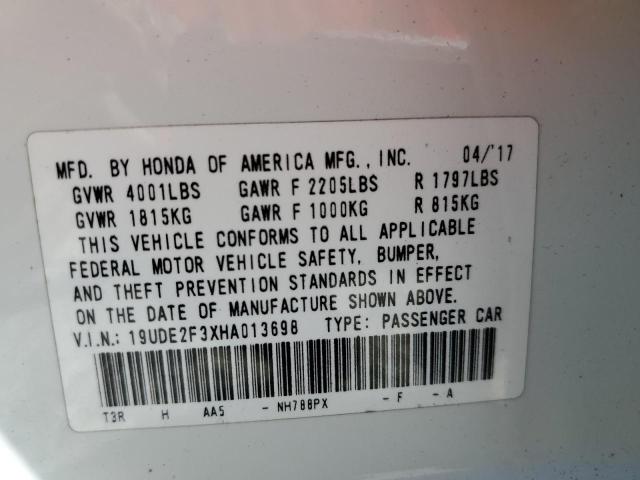 19UDE2F3XHA013698 - 2017 ACURA ILX BASE W WHITE photo 10