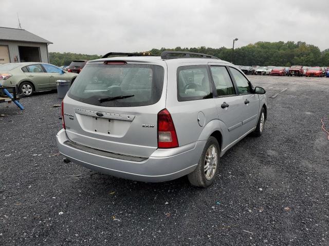 1FAFP36N05W214653 - 2005 FORD FOCUS ZXW SILVER photo 4