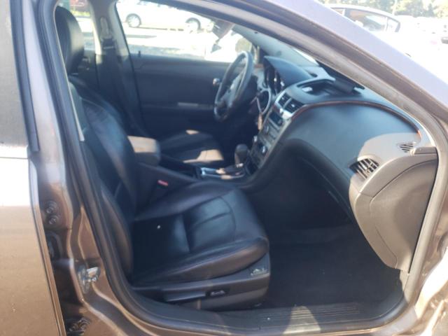 1G1ZG5E73CF117197 - 2012 CHEVROLET MALIBU LTZ ნაცრისფერი ფოტო 5
