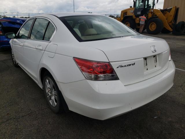 1HGCP26489A041967 - 2009 HONDA ACCORD LXP WHITE photo 3